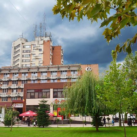 Hotel Gorj Targu Jiu Bagian luar foto