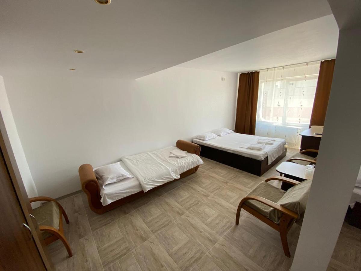 Hotel Gorj Targu Jiu Bagian luar foto