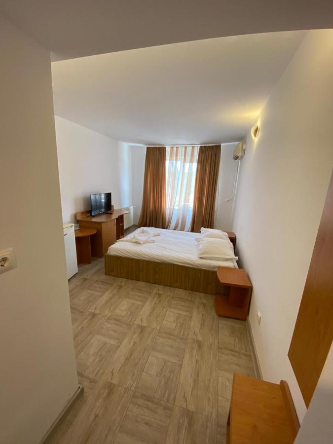 Hotel Gorj Targu Jiu Bagian luar foto